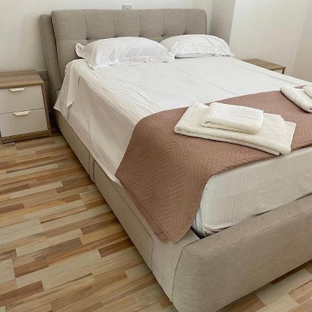 Modern Luxury Apartment In The Heart Of ニコシア エクステリア 写真