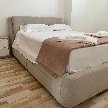 Modern Luxury Apartment In The Heart Of ニコシア エクステリア 写真